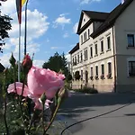 Hotel Landgasthof & Zur Rose Berg