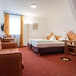 Landgasthof & Zur Rose Berg Hotel Ehingen (Alb-Donau)