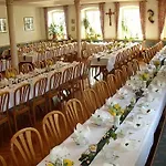 Landgasthof & Zur Rose Berg 3*