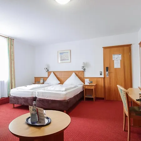 Landgasthof & Zur Rose Berg Hotel