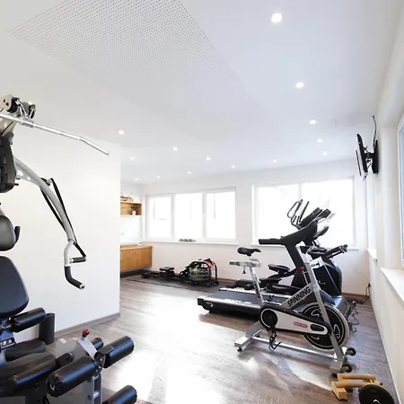 Landgasthof & Zur Rose Berg エーインゲン