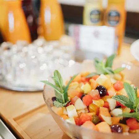 Landgasthof & Zur Rose Berg 3*