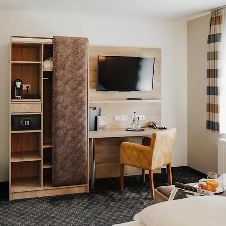 Landgasthof & Zur Rose Berg ホテル エーインゲン