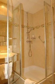 Land-gut-hotel Landgasthof Zur Rose